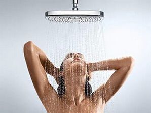 Pomocou sprchy môžete vykonávať masáž, ktorá zvyšuje poprsie
